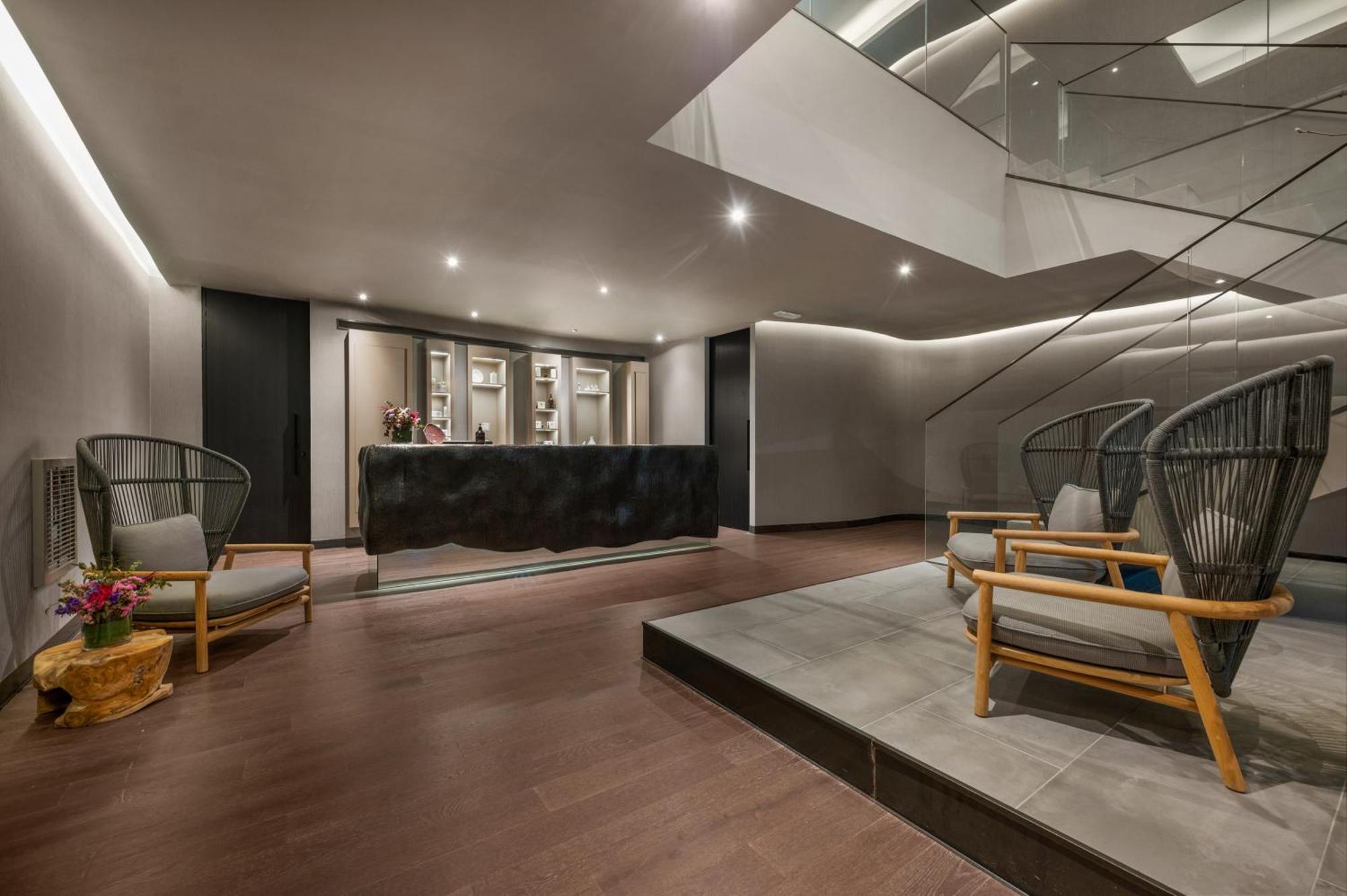 Hotel Hilton Porto Gaia Vila Nova de Gaia Exterior foto The lobby of the hotel